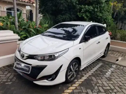 DP RENDAH Toyota Yaris 1.5 TRD Sportivo Bensin-AT 2018 CYC