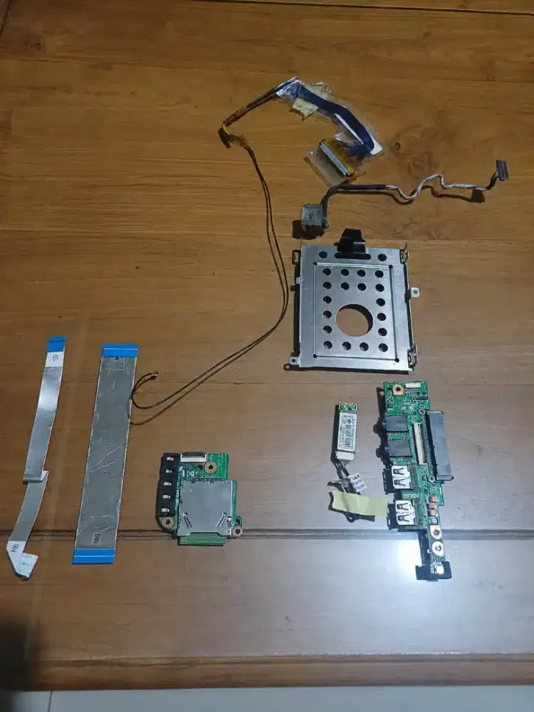 Paket Pretelan Part Copotan Laptop Asus Jadul