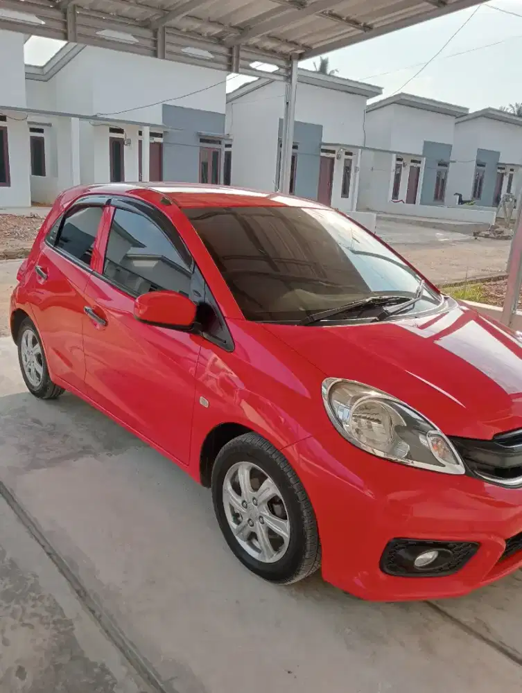 Di jual Honda brio th 17 mt