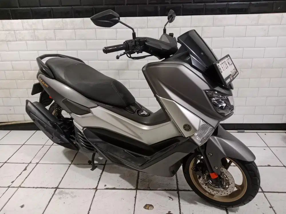 Nmax old non abs tahun 2018 bagus