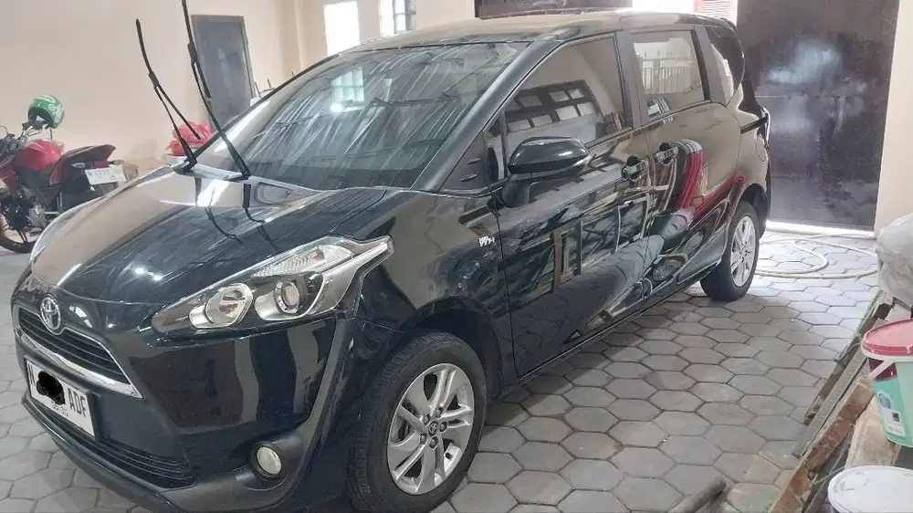 Dijual cepat, Toyota Sienta Type G, Plat N Kota, Milik Sendiri