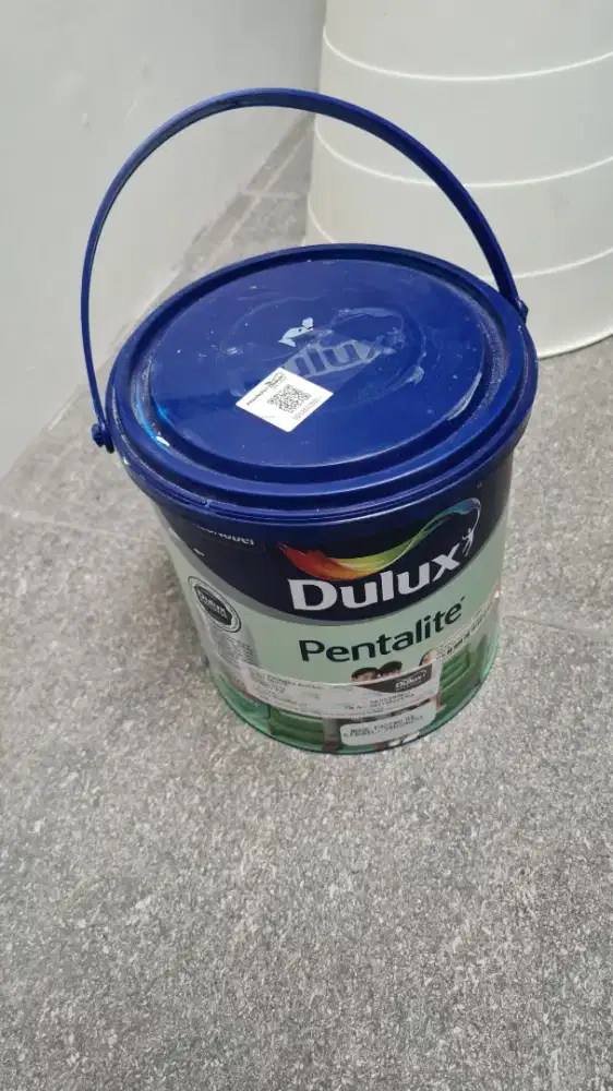 Cat tembok Duluxe Pentalite