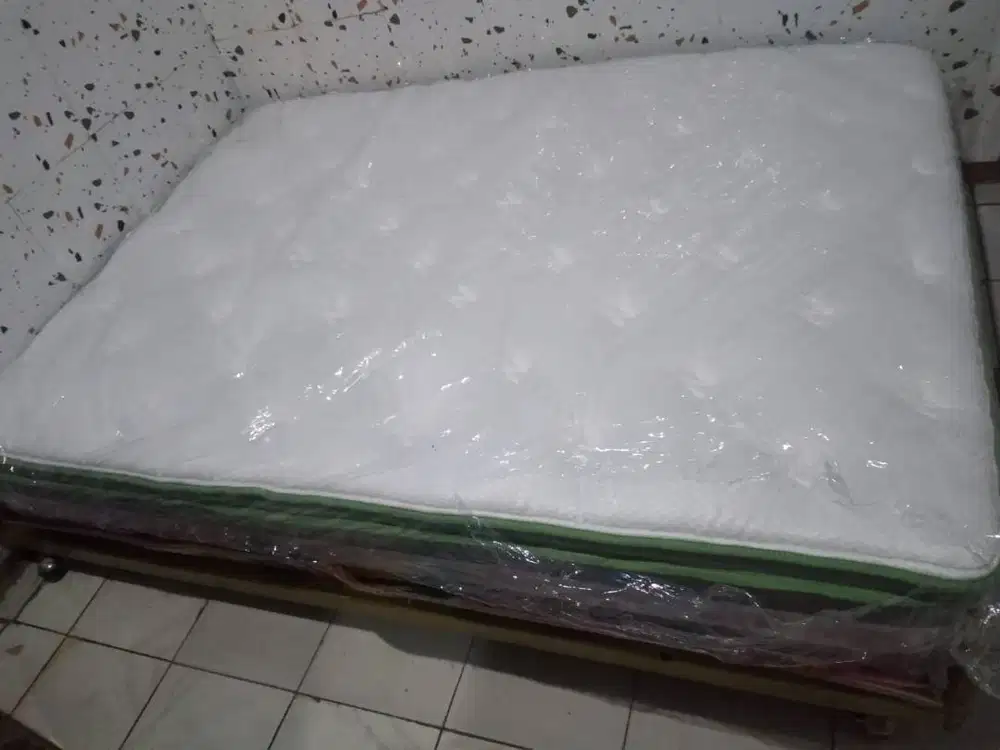 Jual kasur novila + ranjang besinya