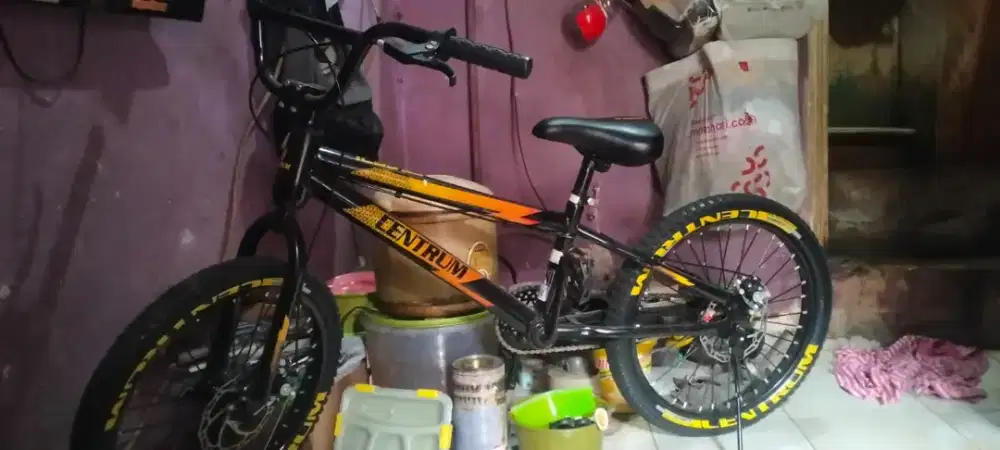 Sepeda anak kondisi 90%