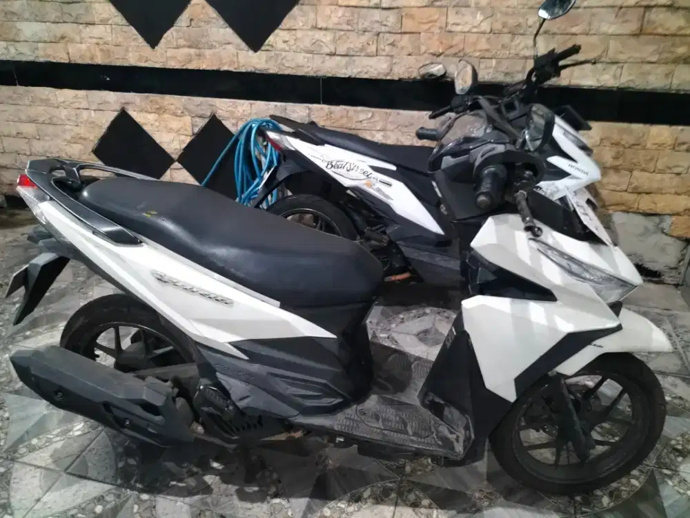 Honda Vario 150 CC 2015 akhir  mesin segel PJK aman lkp
