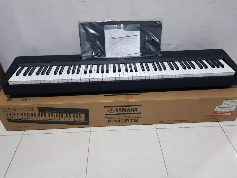 YAMAHA P-145 BTB