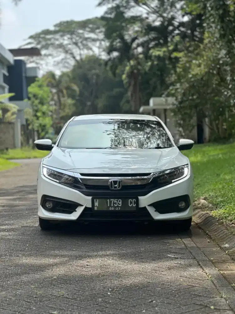 Civic turbo 2018 sedan sangat istimewa,mantull,servis record,murah pol