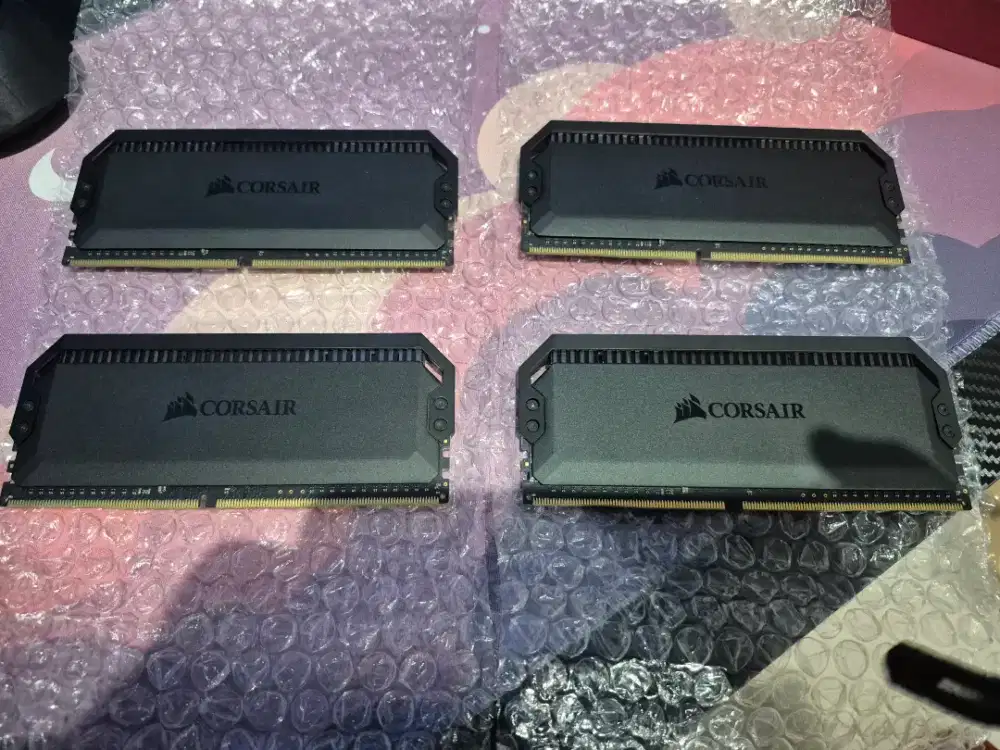 Corsair Dominator 16gb (8×2) DDR4 3600MHZ