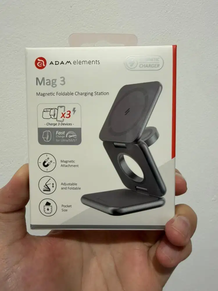 New ADAM Elements MAG 3 Magnetic Foldable Charging Station