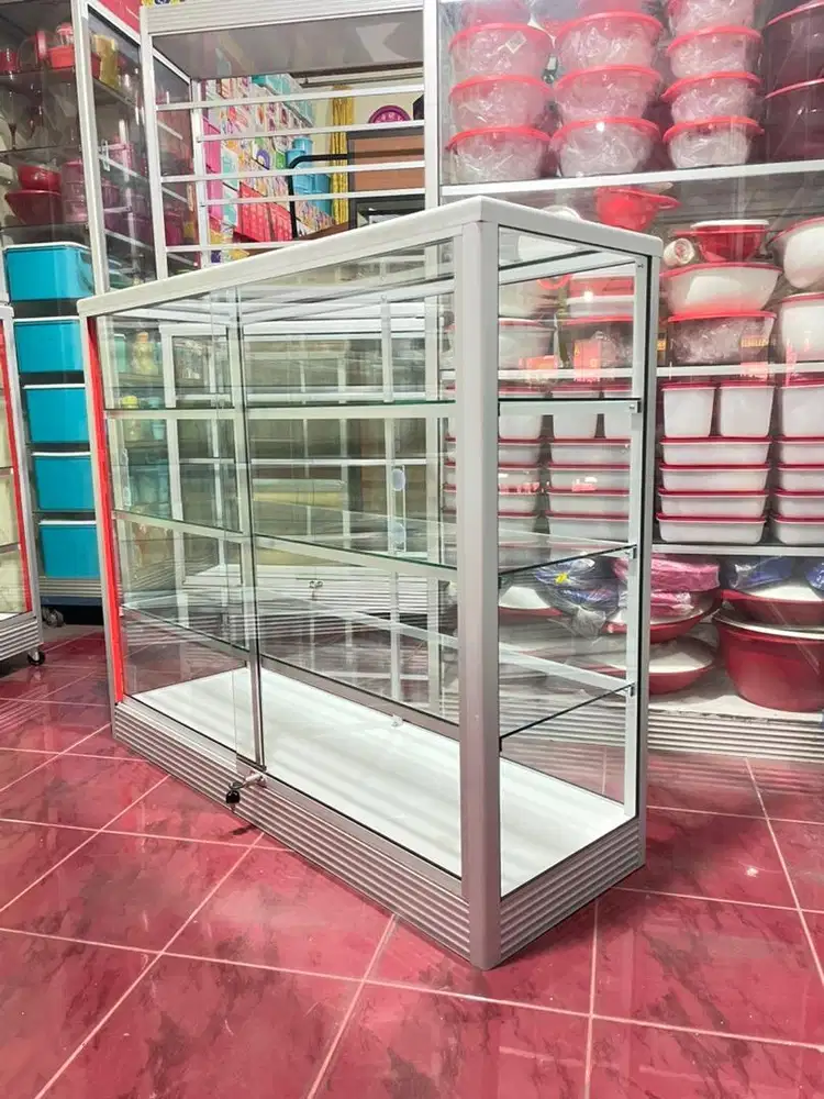 Etalase kaca Serbagun panjang 1,2 meter