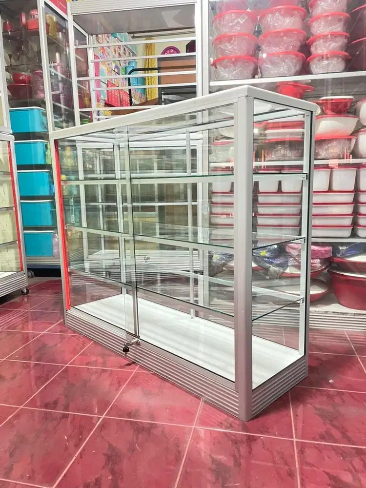 etalase kaca Baru panjang 1,2 m