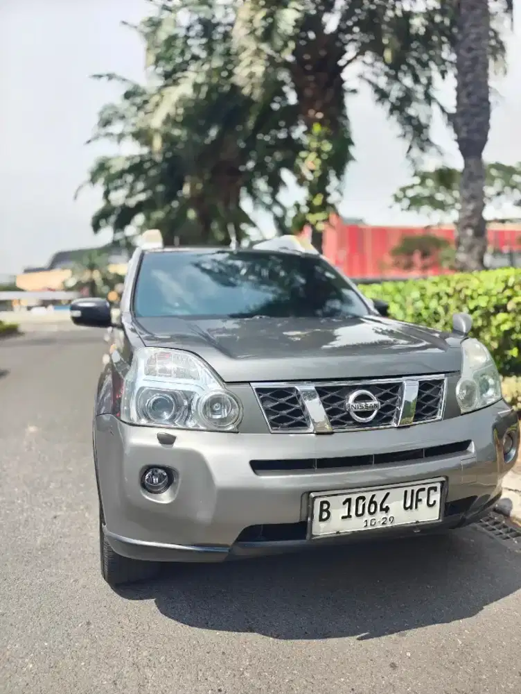 Nissan Xtrail 2.5 XT