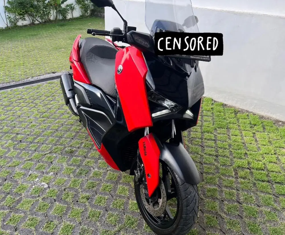 Yamaha Xmax 2024 low kilometer