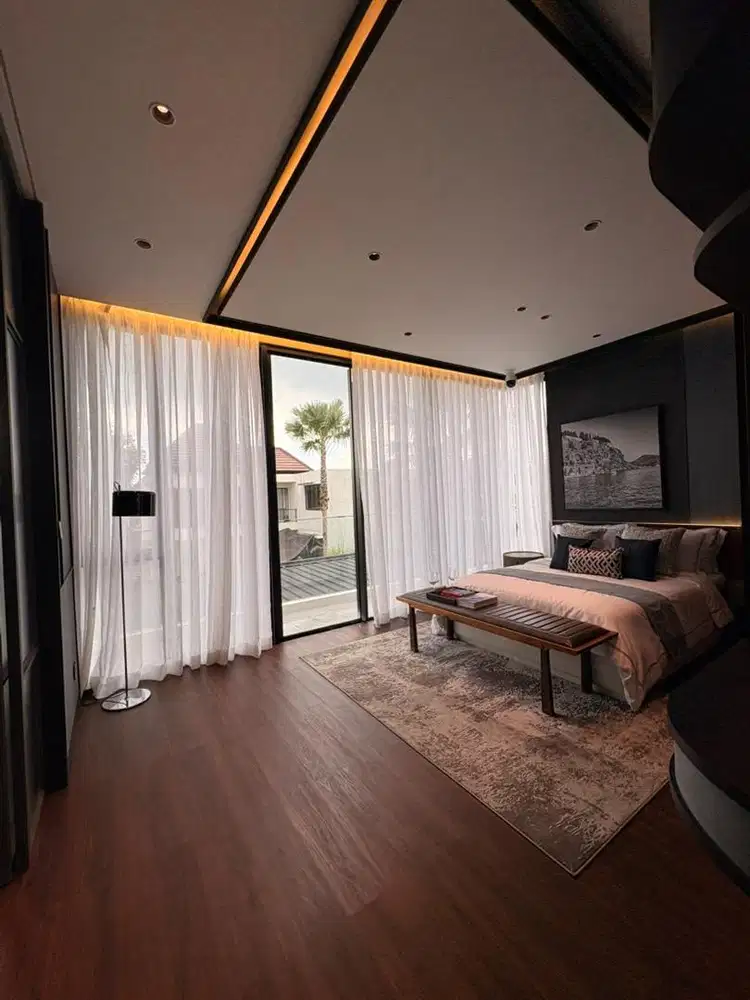 The Bentley Home