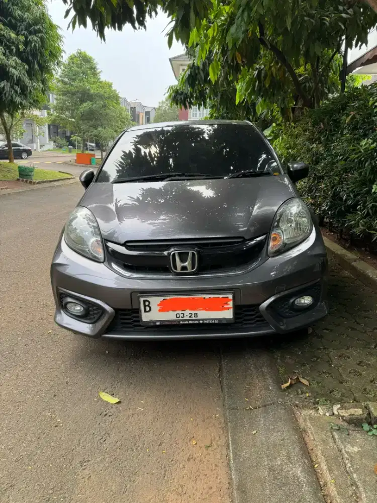 Honda Brio Satya E 2018 AT Abu KM Rendah