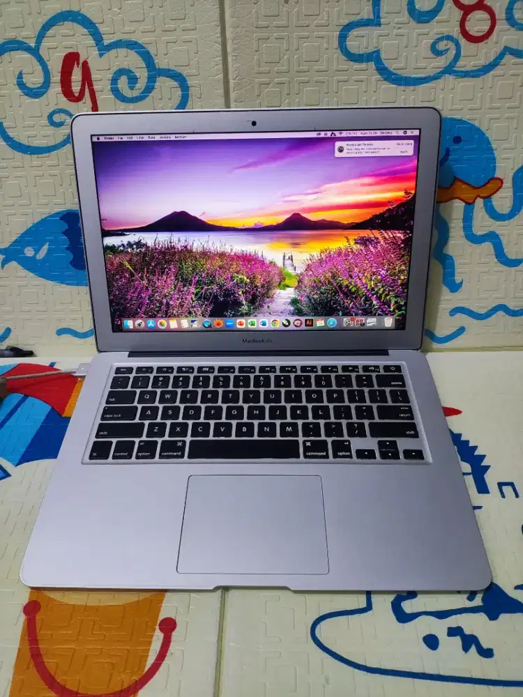 Ready MacBook air 13in 2017 core i5 ram 8 ssd 128gb