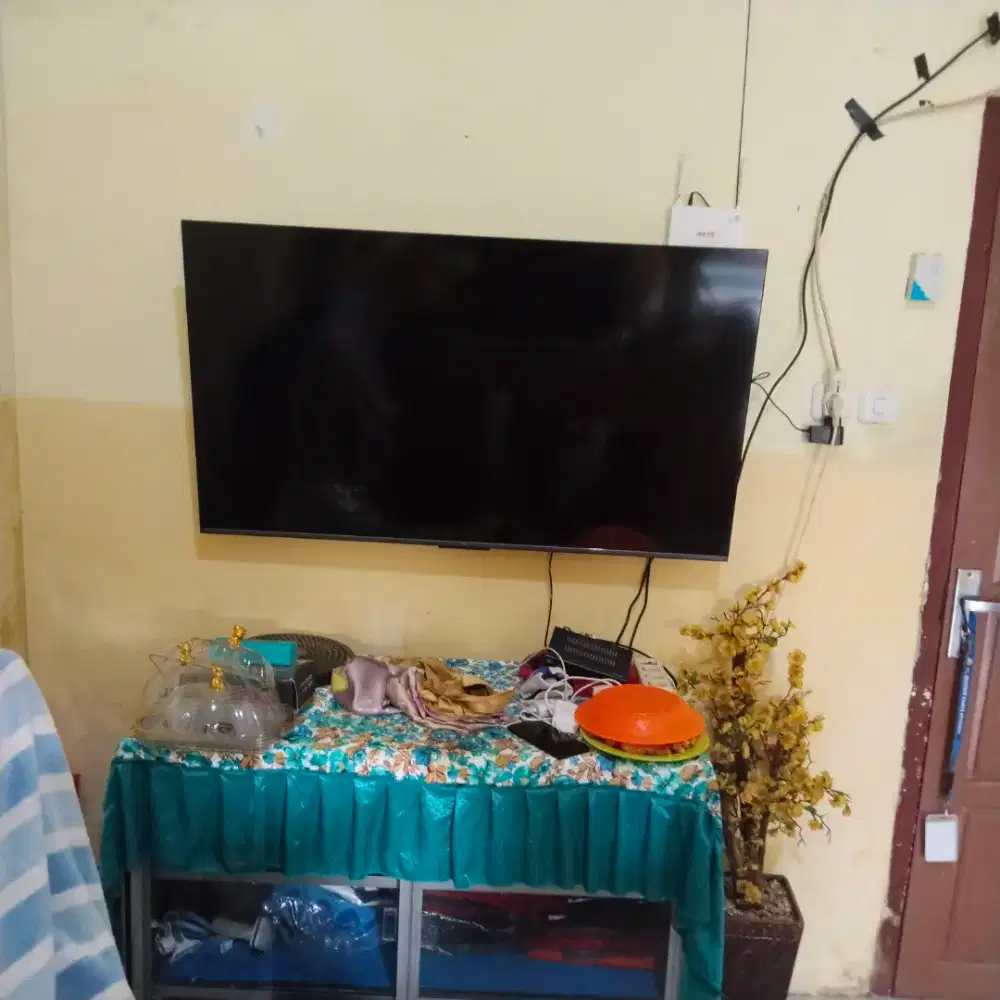 Dijual TV 43 inc