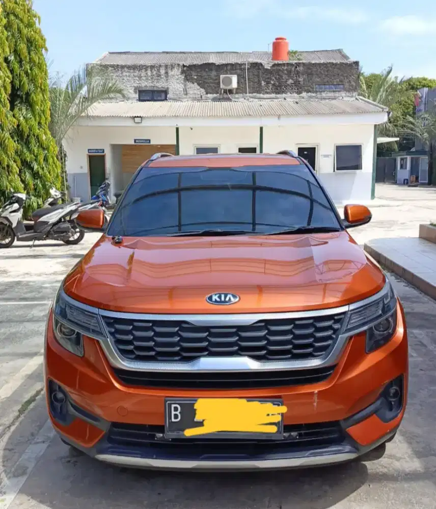 KIA Seltos Orange  1.4  AT