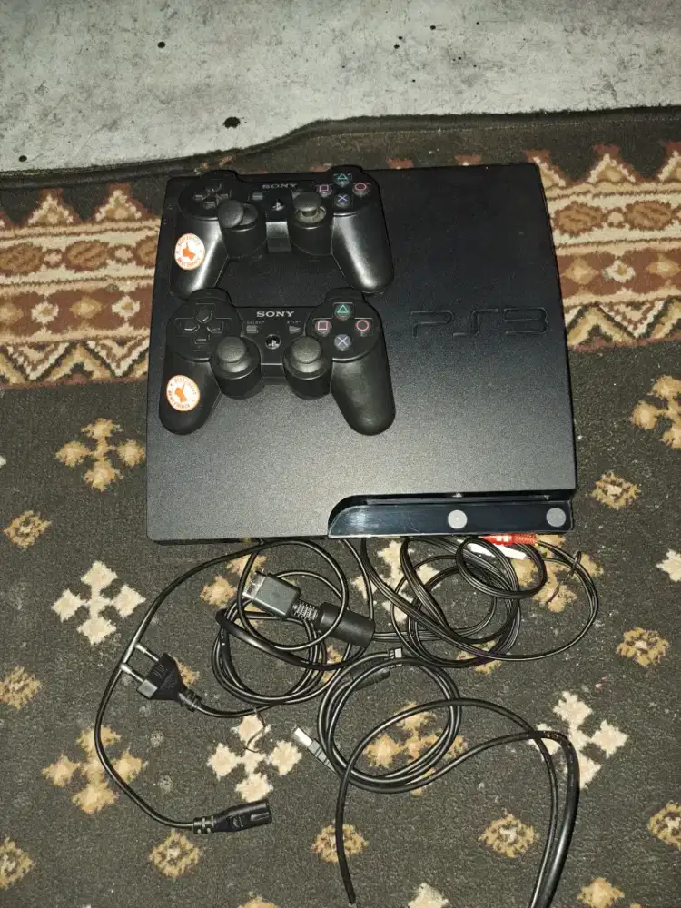 PS 3 Slim 500 GB tinggal main