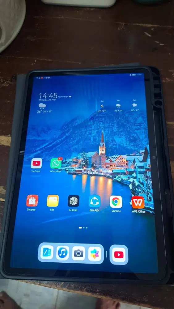 Tablet Huawei MatePad SE 11 (RAM 6 GB / ROM 128 GB) HITAM