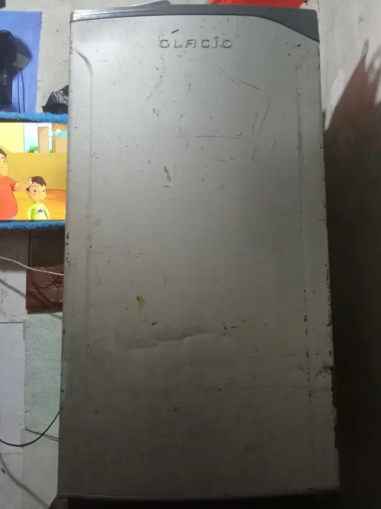 Kulkas glacio 1 pintu
Minus tutup frezer aja gk ada selebihnya nominus