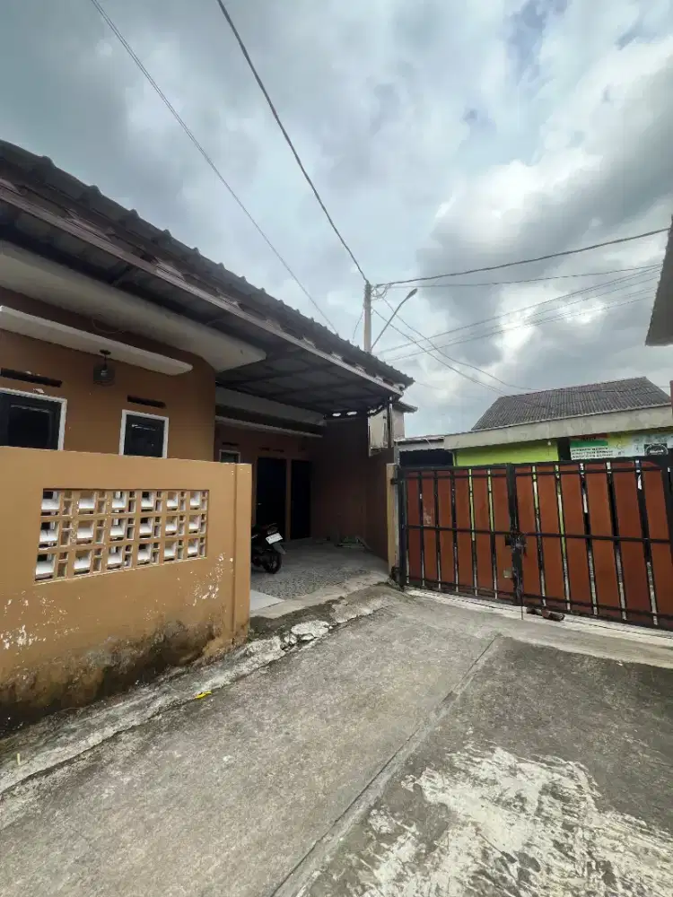 Runah dijual dalam cluster