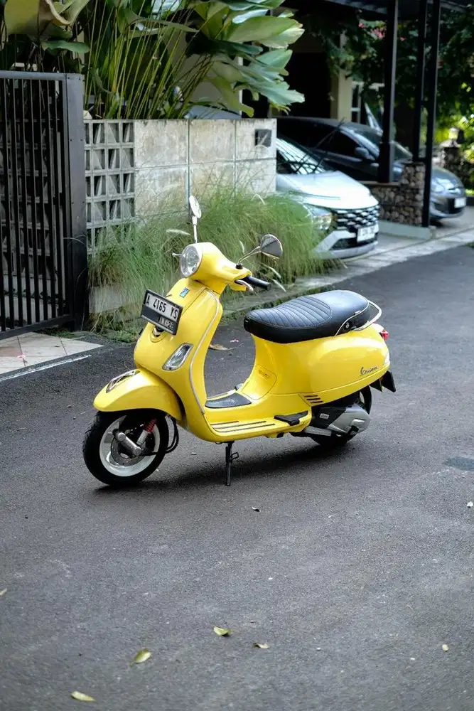 VESPA LX 125 IGET TAHUN 2018