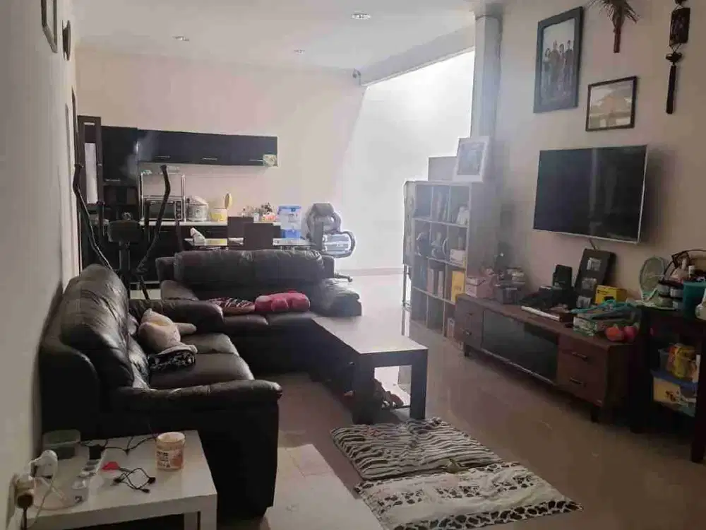 Sale Rumah Siap Huni di  Taman Kopo Indah 3