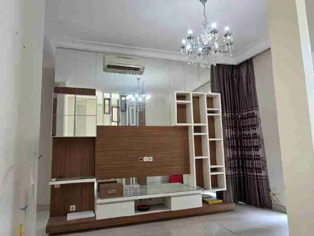 Dijual Cepat Rumah Pakuwon Indah
