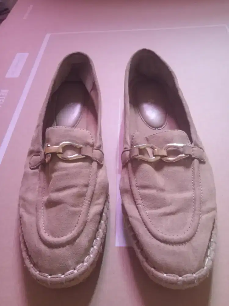 Sepatu ZARA size 39 harga 200 ribu