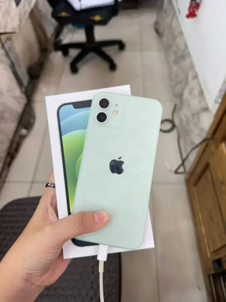 Second iphone 12/128gb garansi resmi ibox