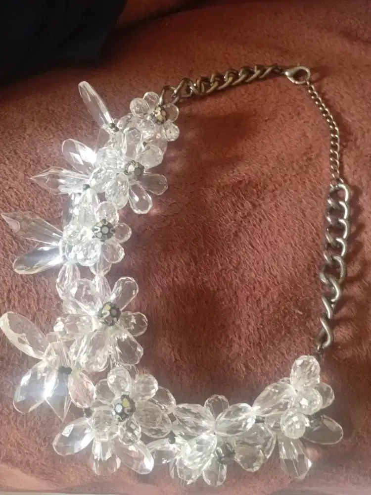 Kalung Bunga import