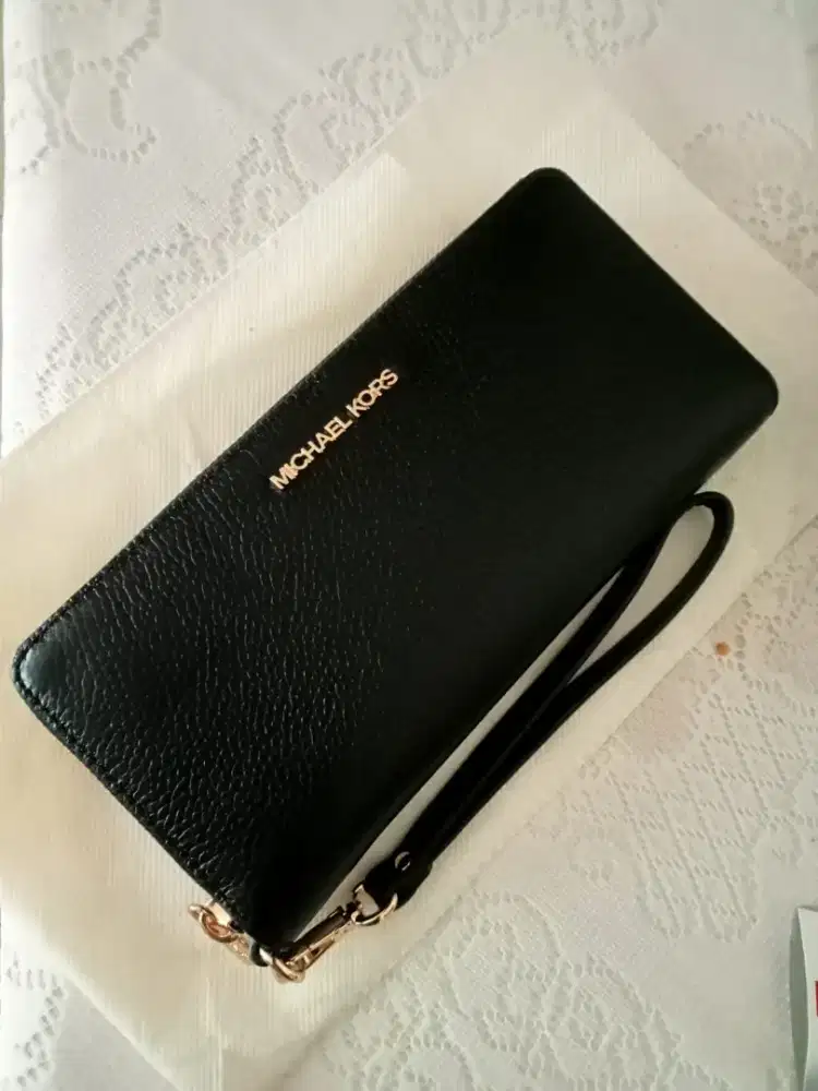 Michael Kors jet set wallet original