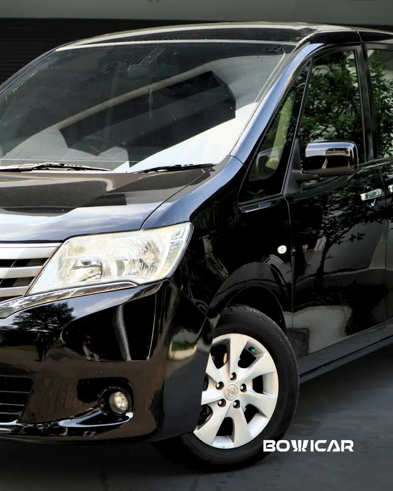 Nissan Serena C26 2013