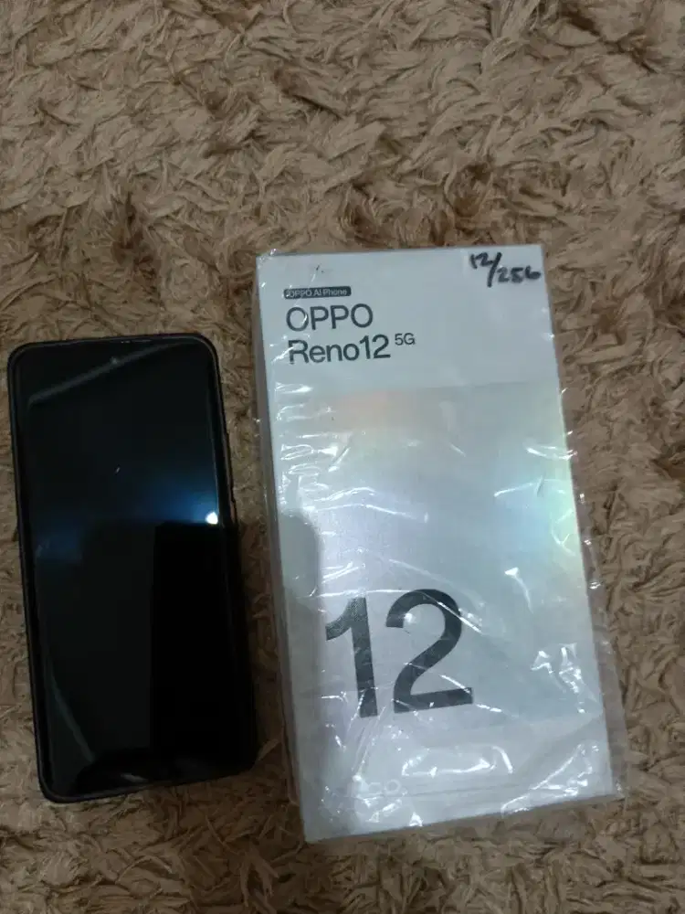 Oppo RENO 12 / 256 5G
