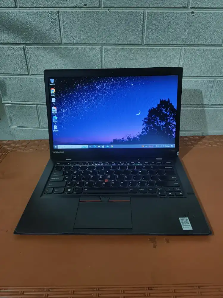 Ready Leno Thinkpad X1 Carbon core i5 ram 8 ssd 256 backlit