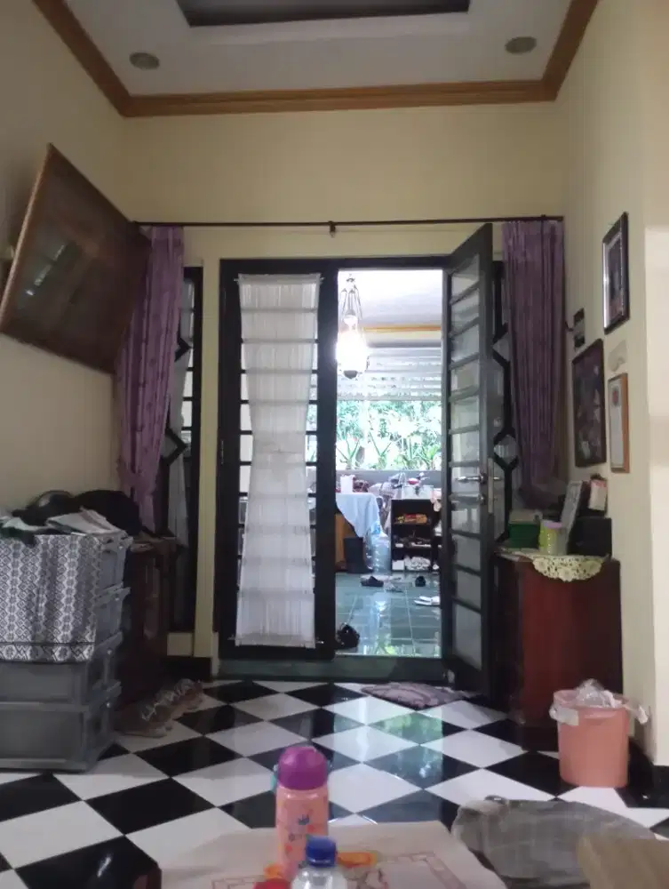 Dicari momong anak urgent
