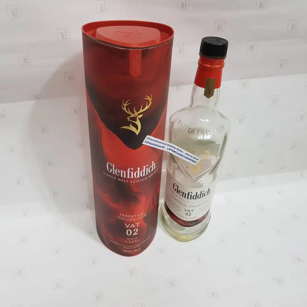 Koleksi Botol Kosong Antik Glenfidik Box Merah 1000ml Hiasan Kamar