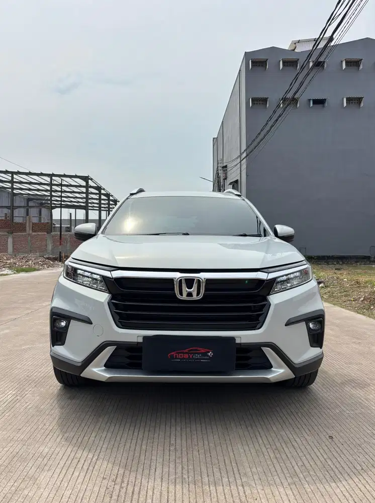 Honda BRV 1.5 Prestige CVT 2022 ( Putih Metalik )