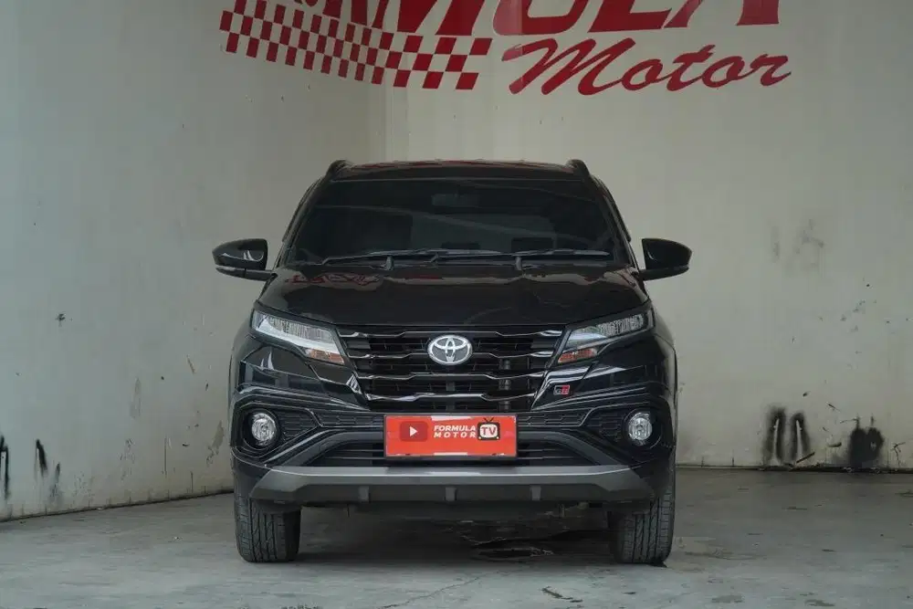 Toyota Rush GR AT 2025 Hitam