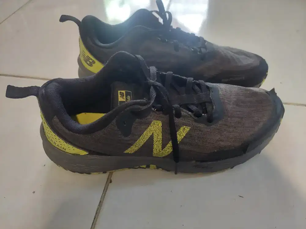 Sepatu New Balance 43