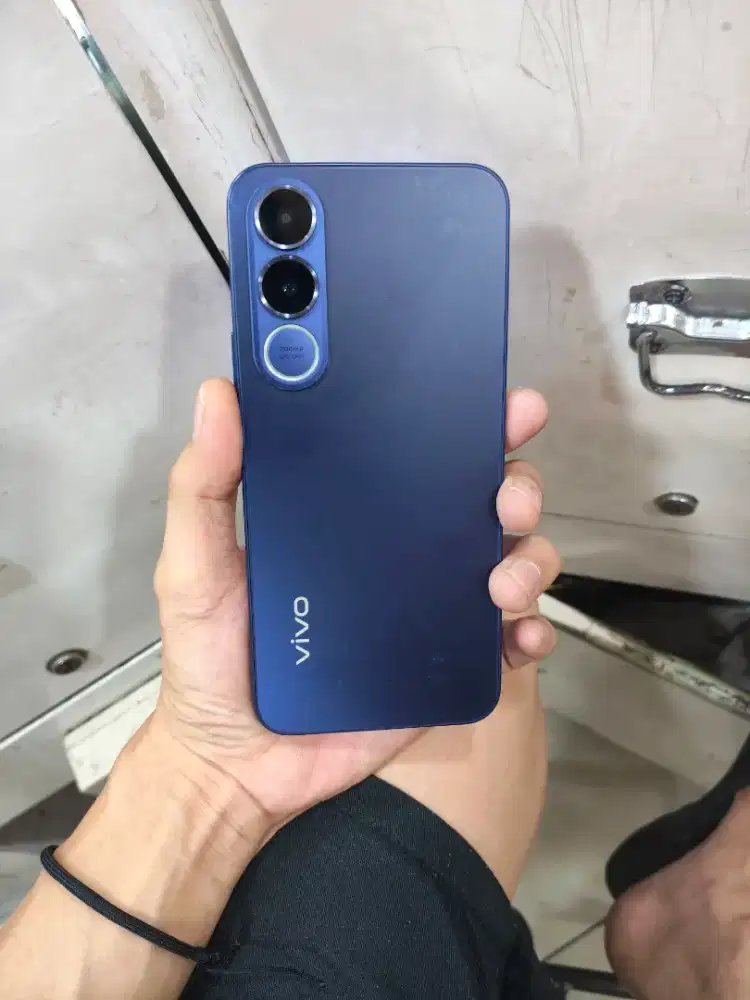 Vivo V70 fe 12/256 GB