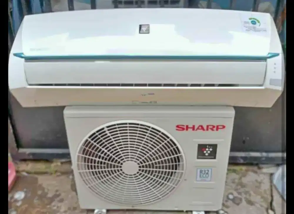 Jual ac sharp 1/2 pk R32 lowwat 360 watt kondisi 95% ori semua