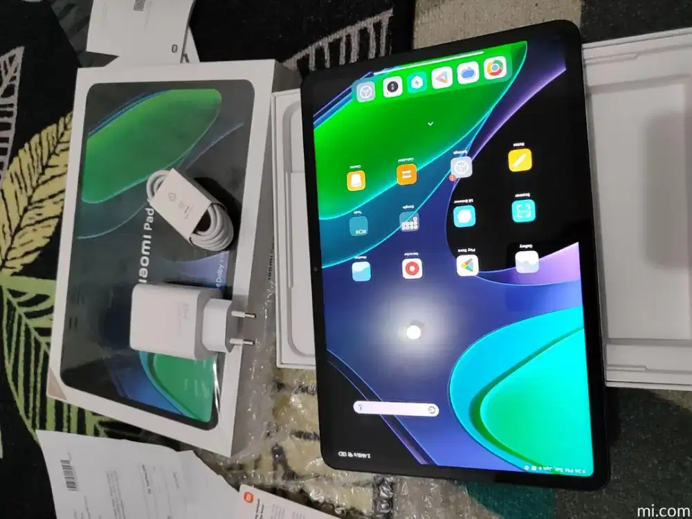 Jual aja nih Xiaomi Mi Pad 6.  Ram 8/256
Kelengkapan Dus Box Charger