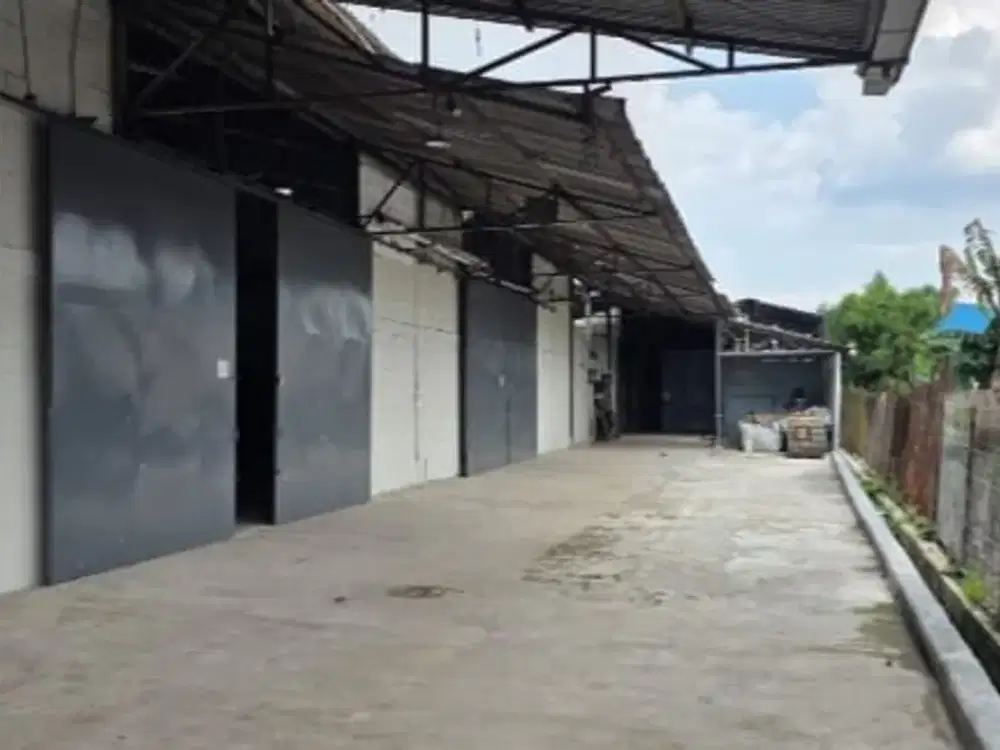 Gudang Narogong 500m, 700m di Bantar Gebang, Bekasi *m813hs