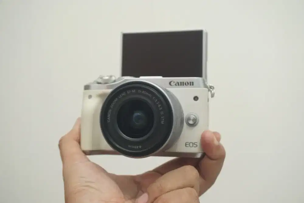 CANON EOS M6 KIT 15-45mm IS STM WIFI Mirrorless Kamera