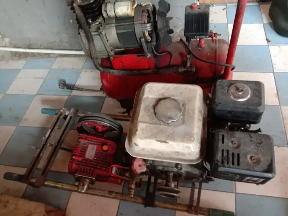 Kompressor angin , mesin steam dan tabung salju