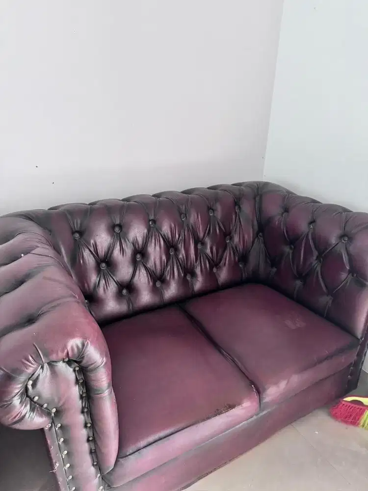 DIJUAL CEPAT: SOFA CHESTERFIELD ELEGAN & MEWAH