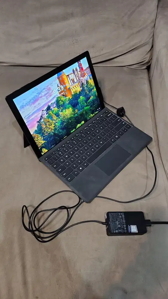 Microsoft Surface Pro 6 i5/8GB/256GB