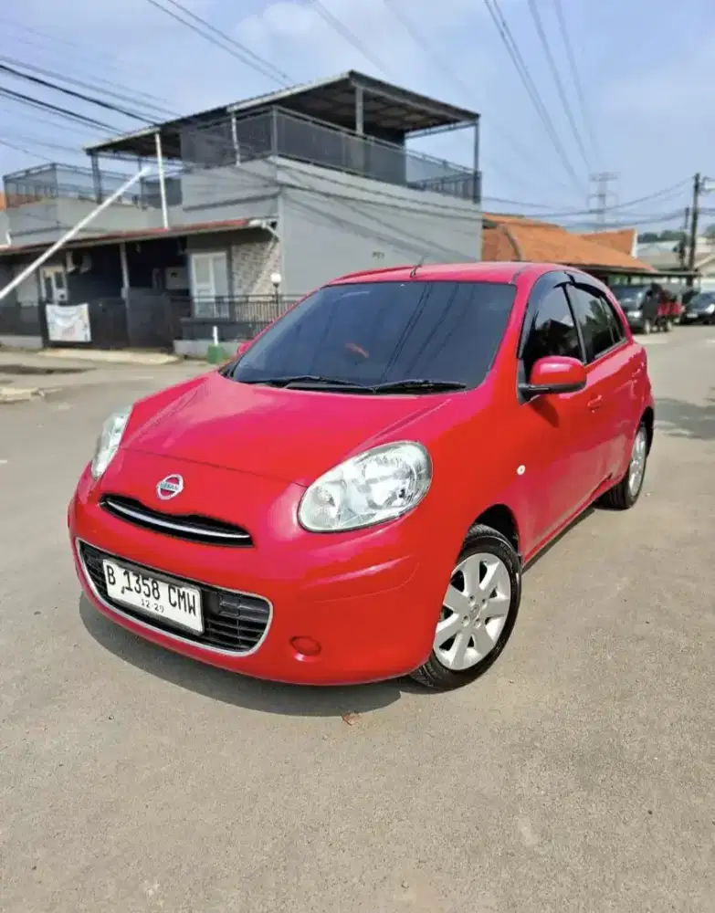 Nissan March 1.2 AT 2013